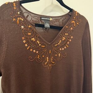 Sweaterworks Brown V-Neck Beaded Embellished Women's Top size large 
NEW !!!